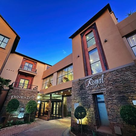 Royal Elephant Hotel & Conference Centre Центурион Экстерьер фото